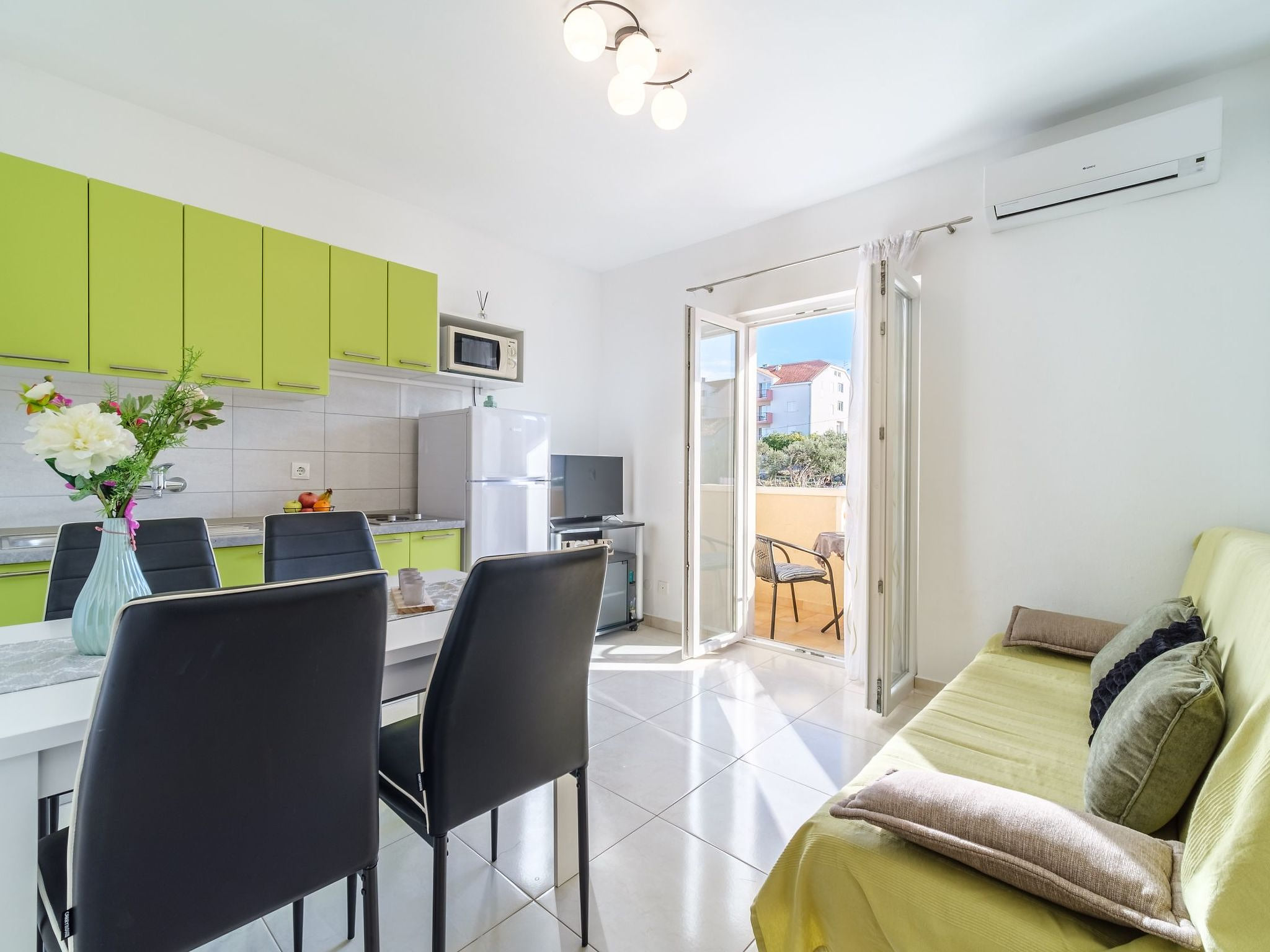 für 5 Personen ca. 45 m&sup2; in Supetar, Adriaküste Kroatien (Kroatische Insel