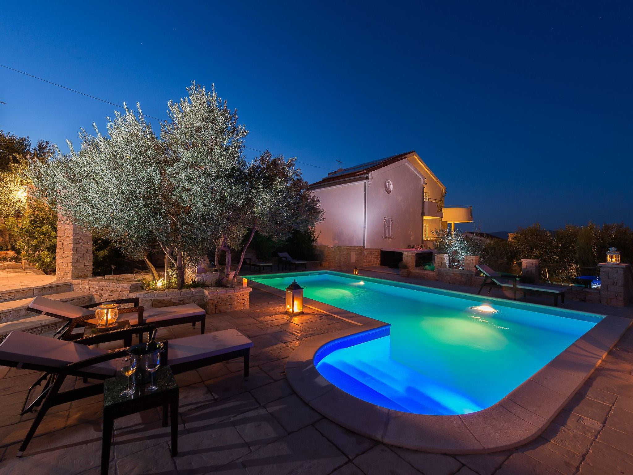 Wohnung für 4 Personen mit Pool