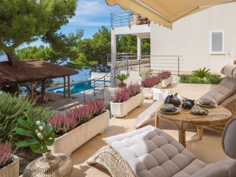 Villa Lara