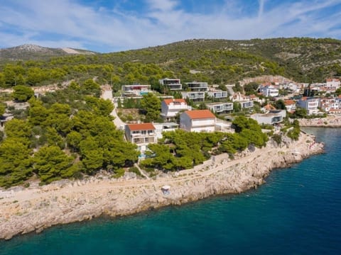 Villa Lara