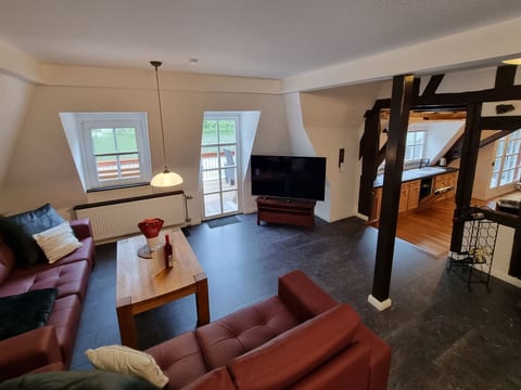 Moselschiefer-Traumferienwohnung am Moselufer