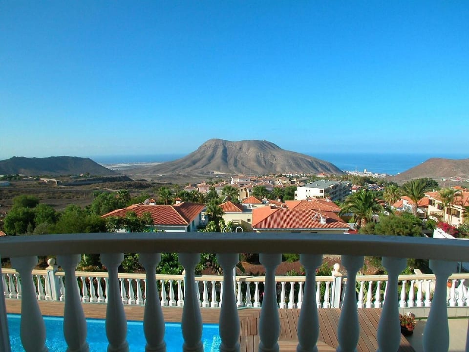 Penthouse Vistamar con piscina comunitaria climatizada - Chayofa