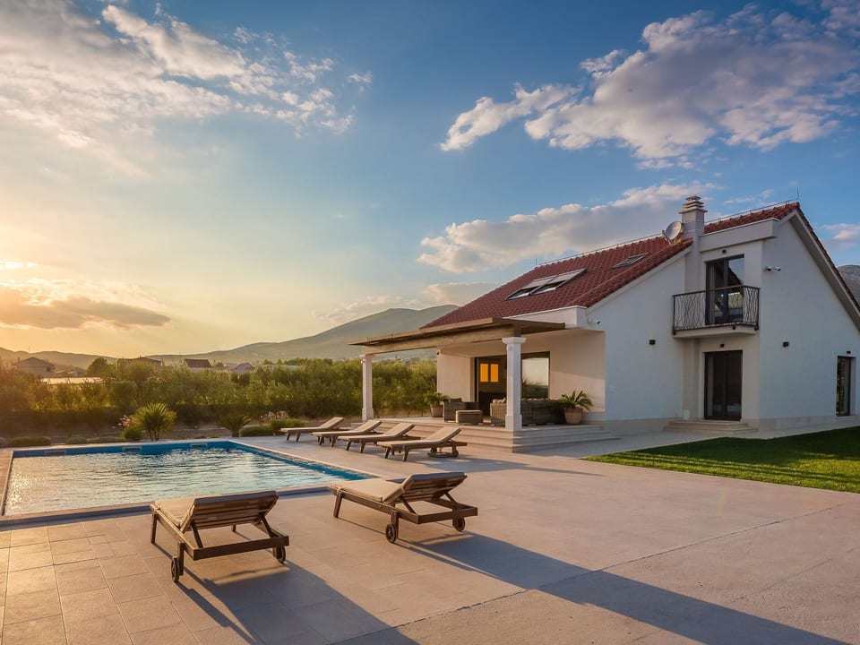 Villa Cvita con piscina privada - Kaštel Novi