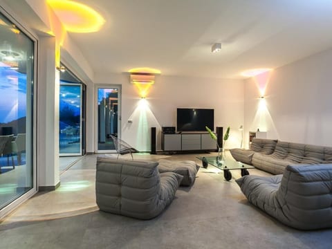 Villa Style and Sea