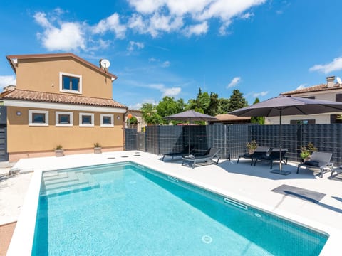 Villa Luna