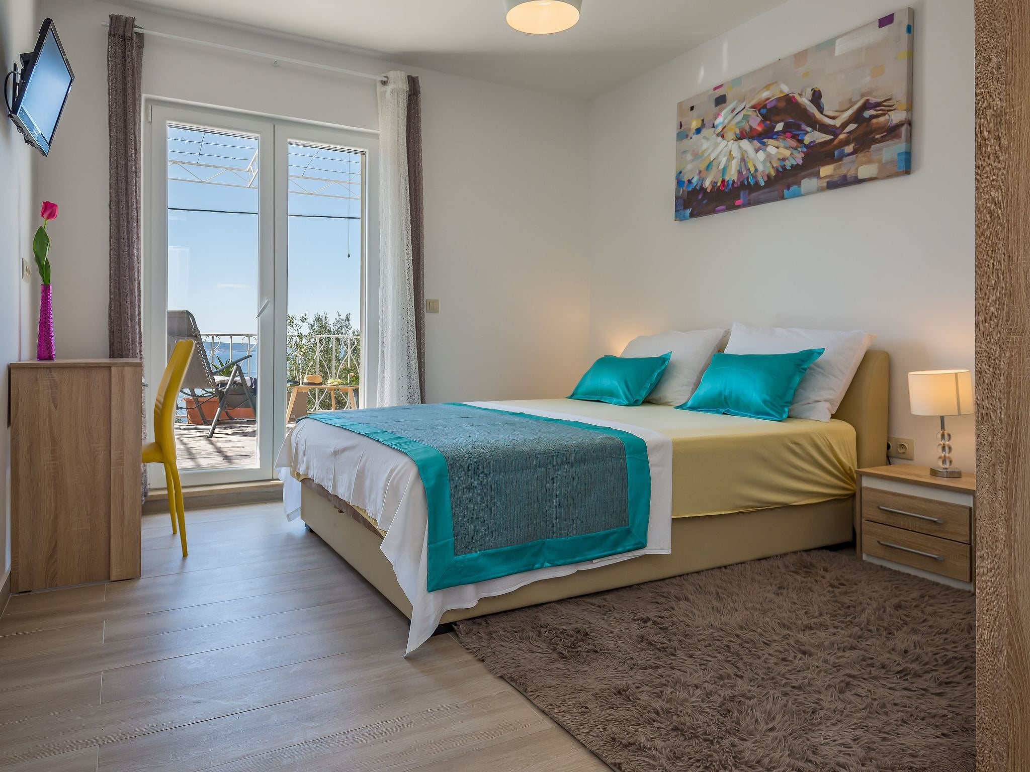 Große Wohnung in Omis mit Terrasse und Meerblick