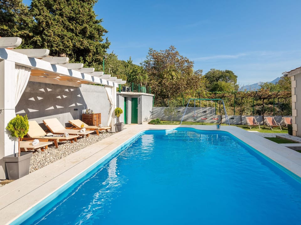 Mamita - Piscina riscaldata - Katuni