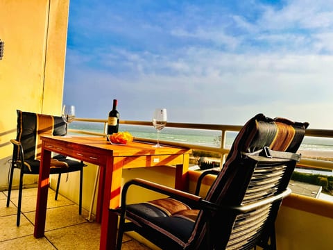 Südbalkon mit Meerblick