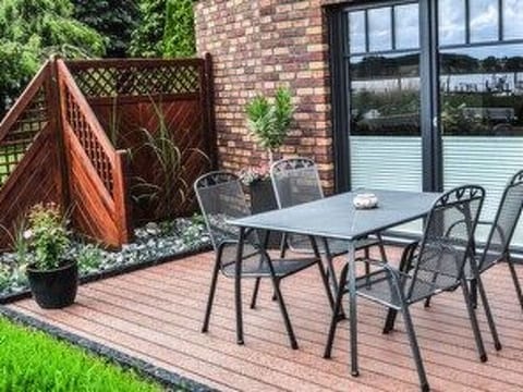 Ferienbungalow mit Terrasse und Seeblick in Sellin