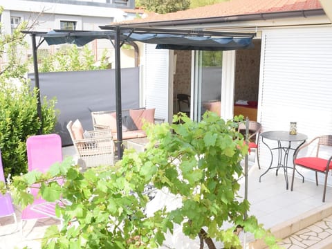 Garten Bungalow