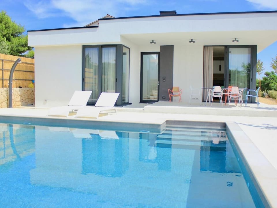 Maison de vacances luxueuse Sunny Garden à Barbat sur l'île de Rab - Rab