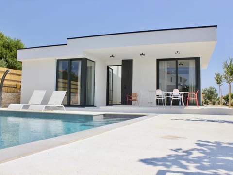 Luxuriöses Ferienhaus Sunny Garden in Barbat auf der Insel Rab