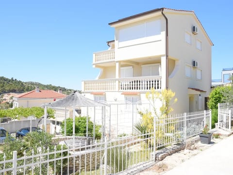 Villa Luger EG