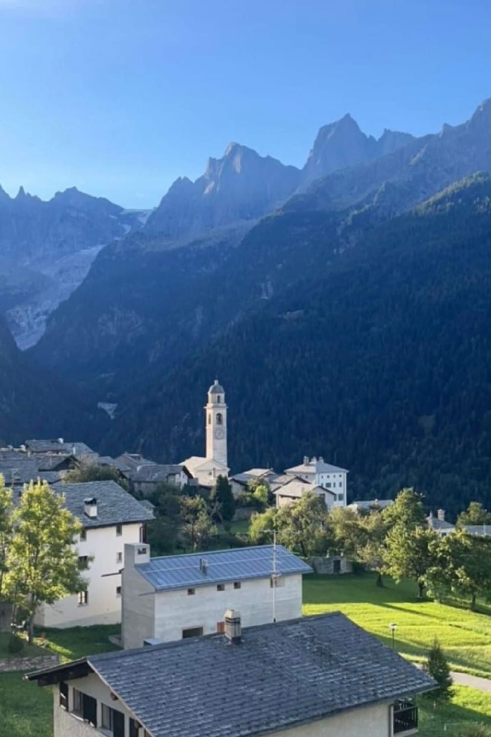 Einzimmerwohnung mit Bergblick - Bregaglia