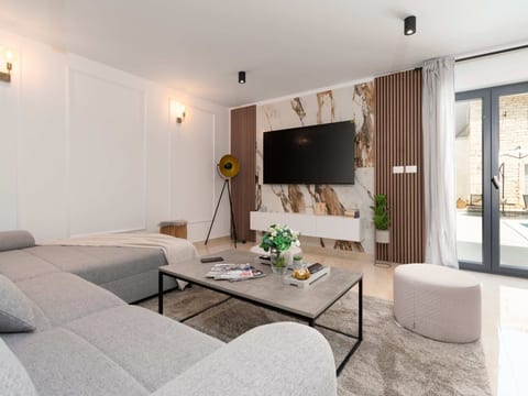 Designer Villa Simone - Modern und Heritage Style