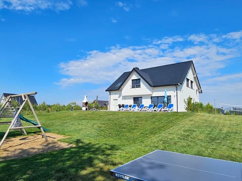 Ferienvilla "Villa Koprowo" mit Jacuzzi und Sauna
