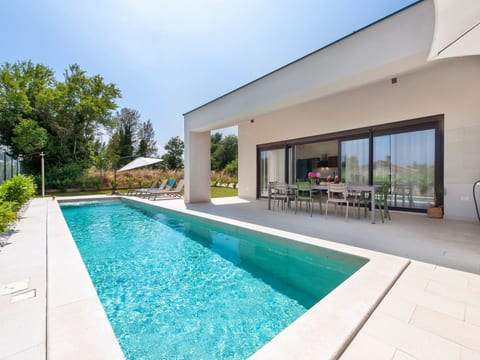 Echo villa, Istra, Pool Jacuzzi, BBQ, Haustierfreundlich