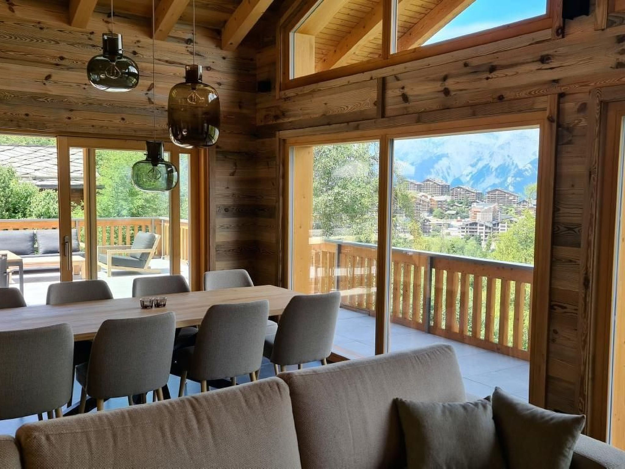 Charming Chalet Doux Douze