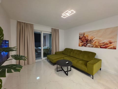 Neue Villa Angelo mit Sauna und beheiztem Pool