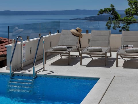 mit Privatpool für 8 Personen + 2 Kinder ca. 450 m² in Bast, Dalmatien (G