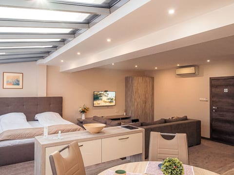 Skylight Business Suite