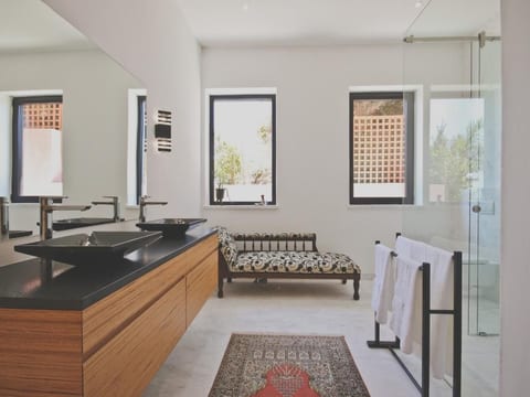 Red Rock Ocean View Villa - Baywatch Apartment