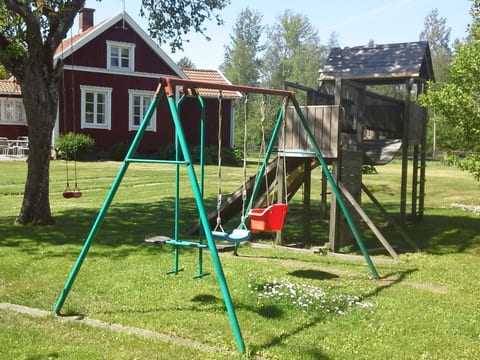 Idyllisches Bauernhaus in Småland