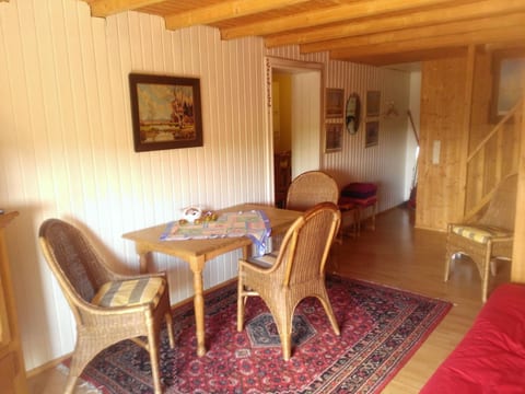 Ferien-Apartment  1