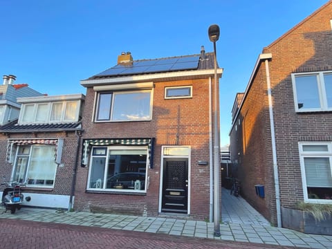Aurora, Katwijk Zee