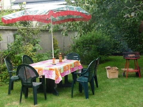 Schönes Haus Isigny für 6 Personen