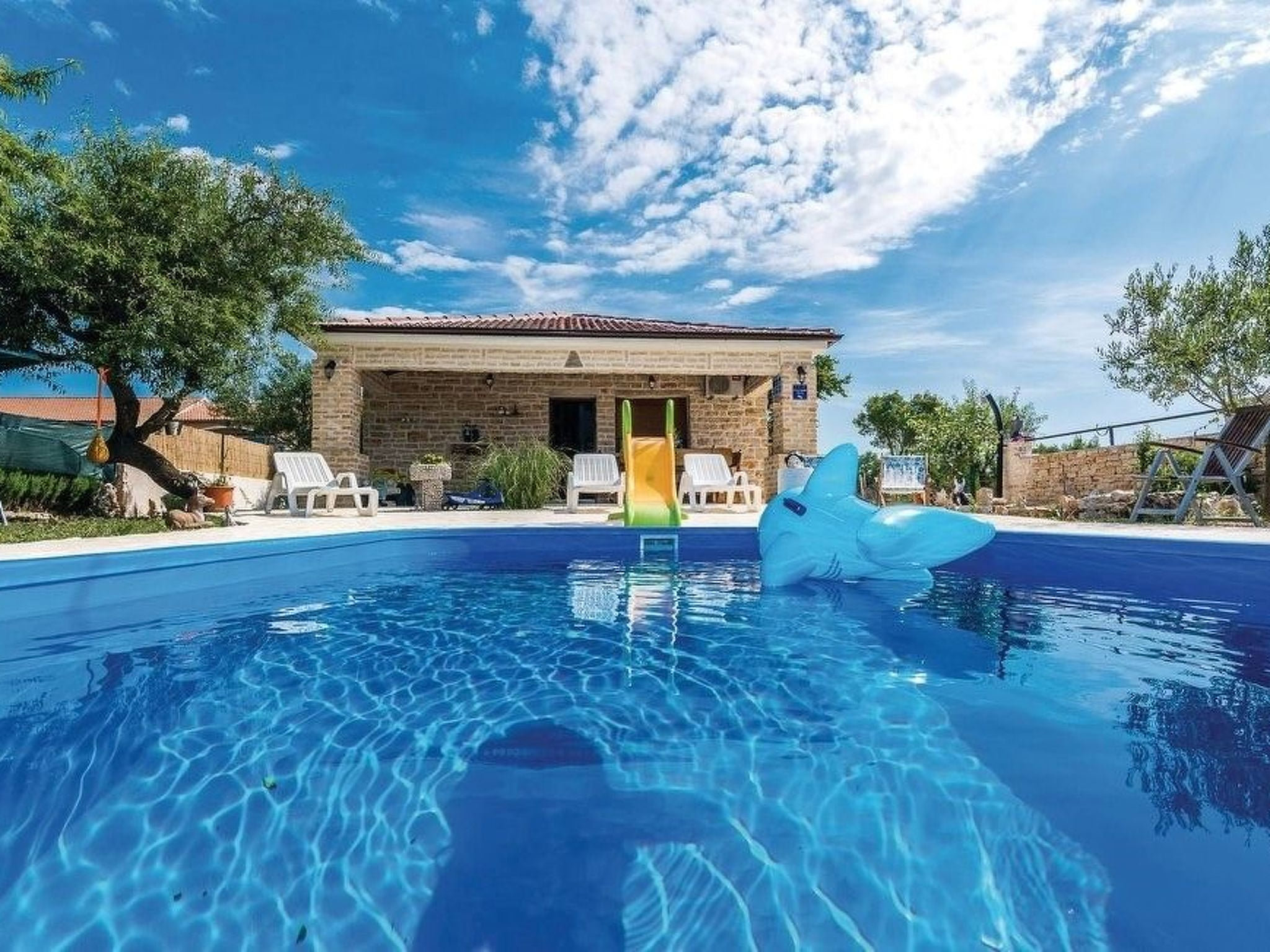 Villa Anita mit Privatpool in Budak