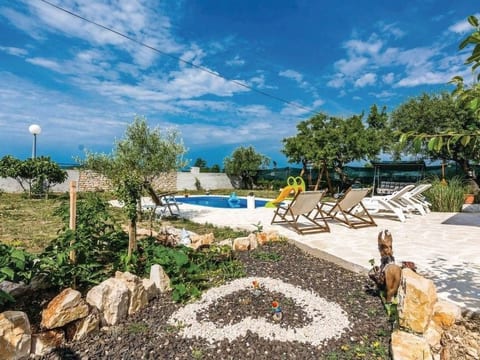 Villa Anita mit Privatpool in Budak