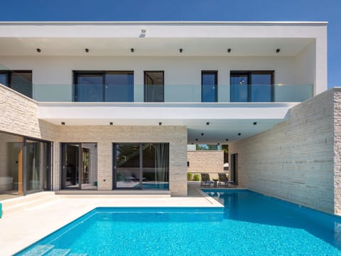 Villa Luka in der Stadt Srima