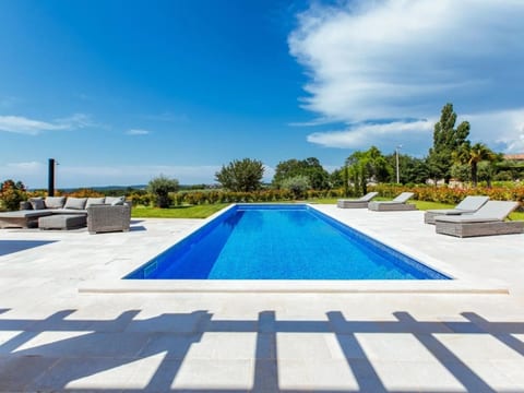 Villa Arabela mit 4 Schlafzimmern, in der Nähe von Porec