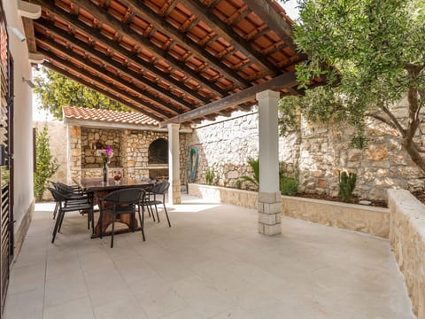 mit Privatpool für 9 Personen ca. 95 m² in