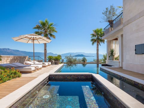 Villa L'orizzonte mit Außenküche in der Nähe von