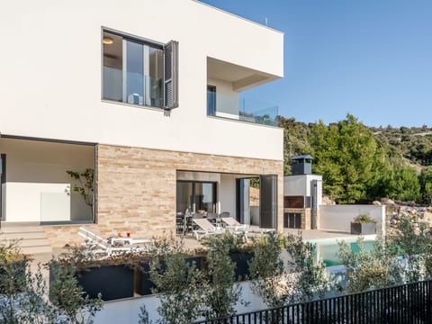Charmantes Haus in Sevid mit privatem Parkplatz