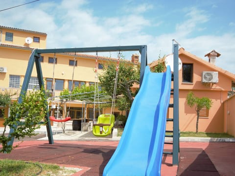 XXL-Ferienhaus "Cokuni" mit privatem Pool