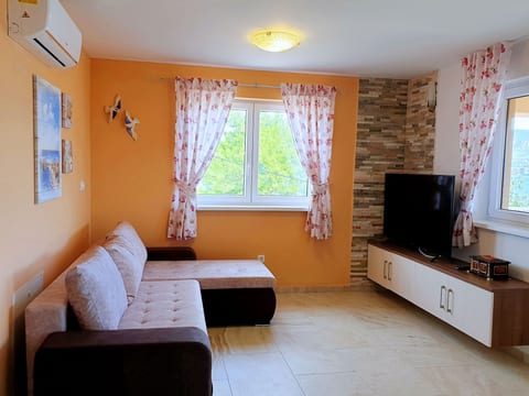 Apartment Rebeka