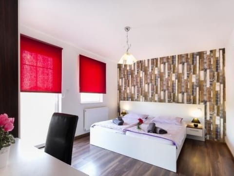 Wunderschönes Ferienhaus in Cere mit Privatem Pool