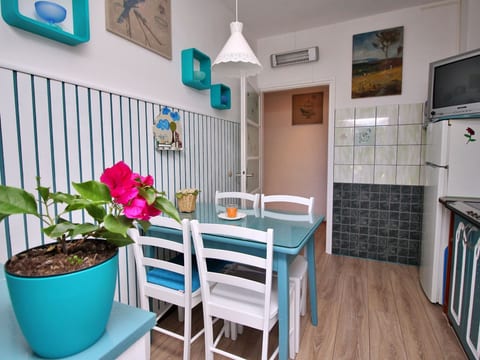 Apartment >Renata