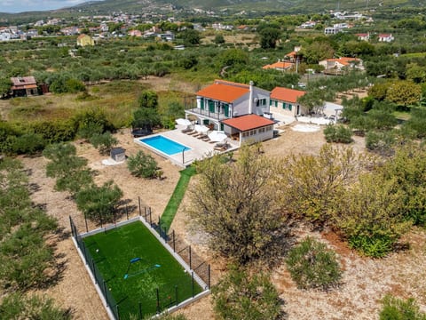 Villa Summertime