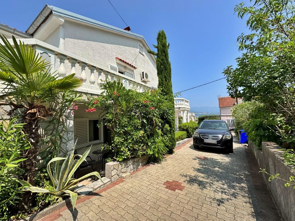 Apartment Zlatica - Šilo