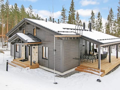 Eerikkilä huvila 132
