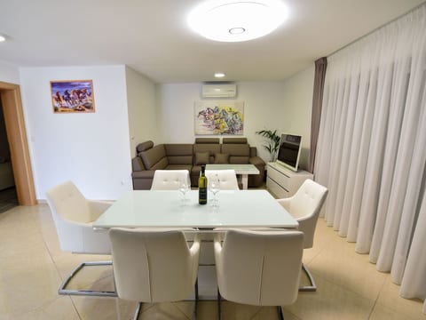 Apartment Sana 1