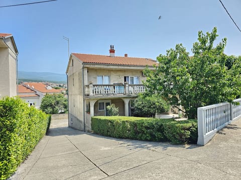 Wohnung für 6 Personen mit Terrasse