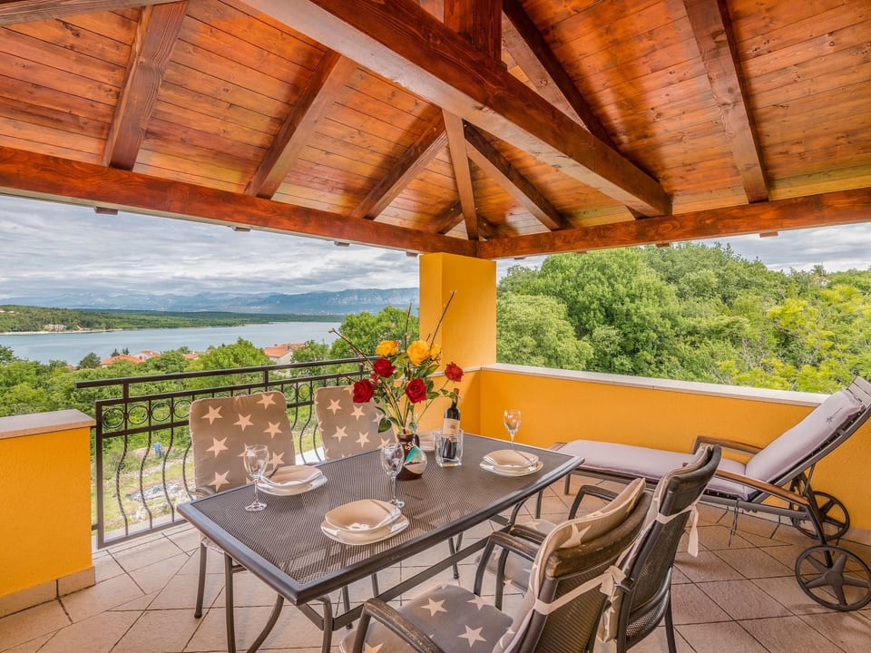 Appartement in Soline mit Großer Terrasse - Čižići