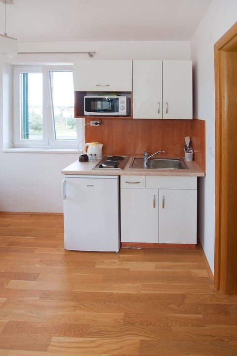 Studio-Wohnung " Trio 12 "
