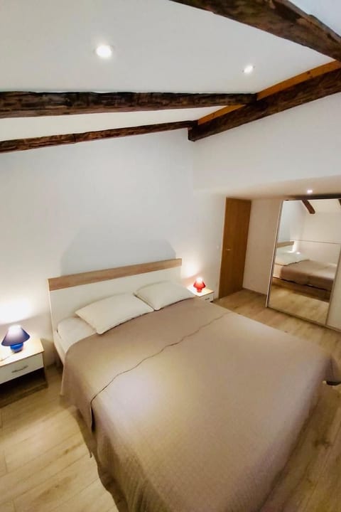 Apartment Karlo auf zwei Wohnebenen, mit Meerblick