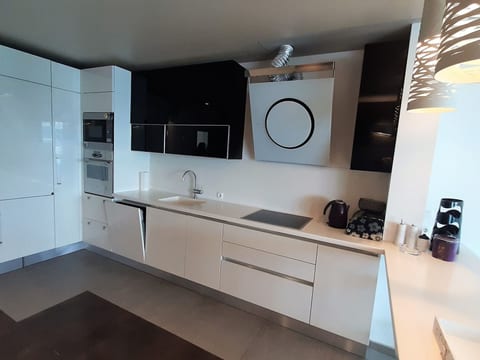 Stylisches Studio mit atemberaubendem Ausblick